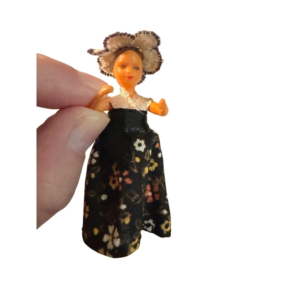 Vintage Miniature‎ Doll Made in Hong Kong Floral Skirt Flower Hat Collectible